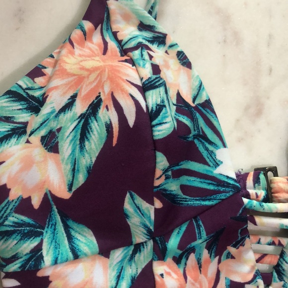 😎 Tori Praver swim - Picture 4 of 12